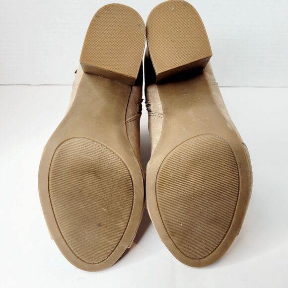 APT 9 Clock Tan Women's Peep Toe Ankle Booties Faux Suede Zipper Size 7 Med EUC - Picture 10 of 12